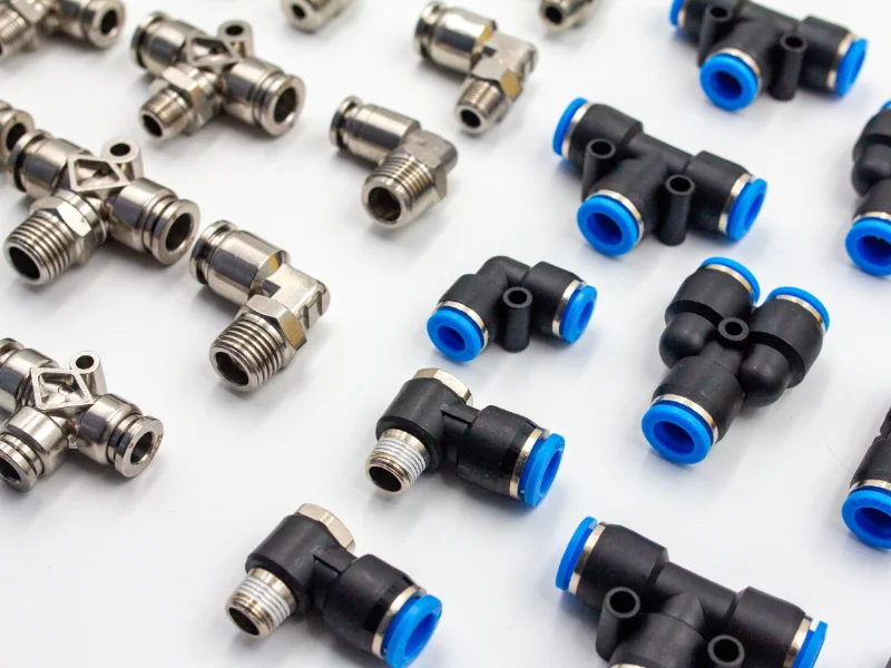 AdobeStock_1863794s731 tubi-idraulici-aria-compressa-pneumatici-modena